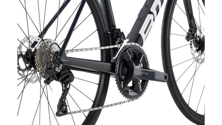 Vélo de route BMC Teammachine SLR Five Shimano 105 2024 Vélo de route BMC Teammachine SLR Five Shimano 105 2024